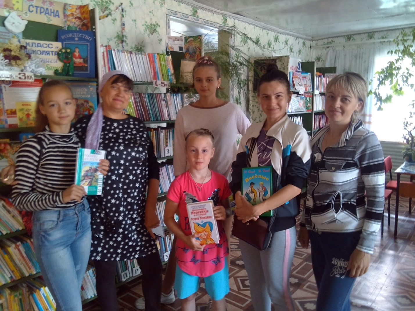 Литературный час «Возле любви…»